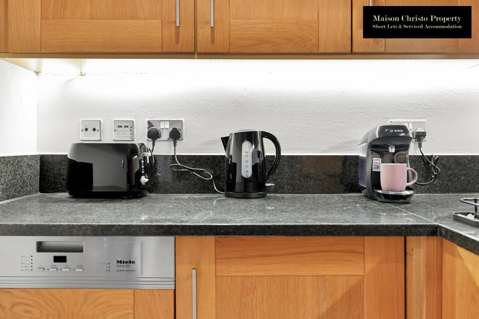 Apartment Weekly Or Monthly Stays, London, Chelsea - Sleeps 8- 3bedroom Serviced By Maison Christo London